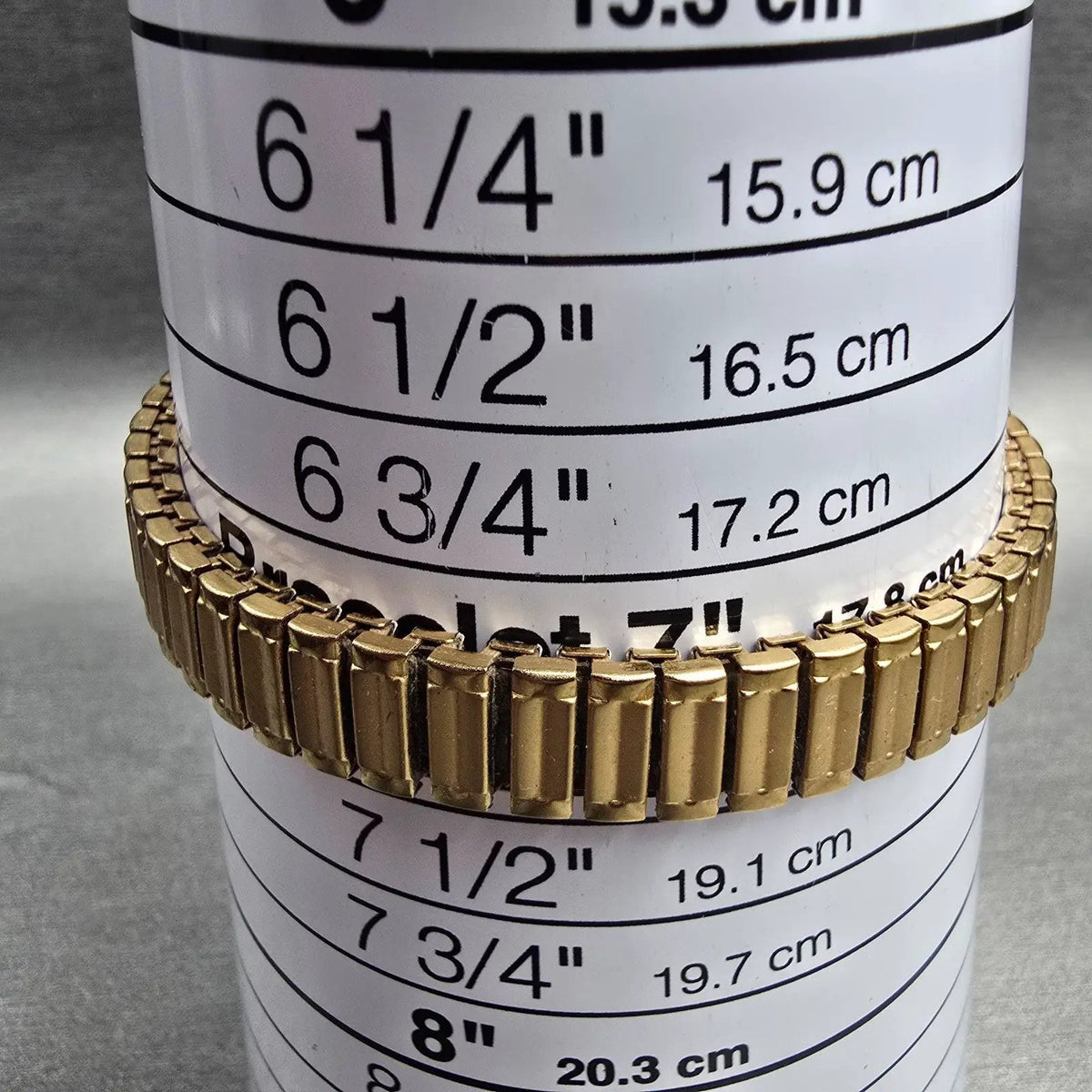 Bulova Watch Women 24mm White Dial Gold Tone Date Round 97M14 New Battery JP239