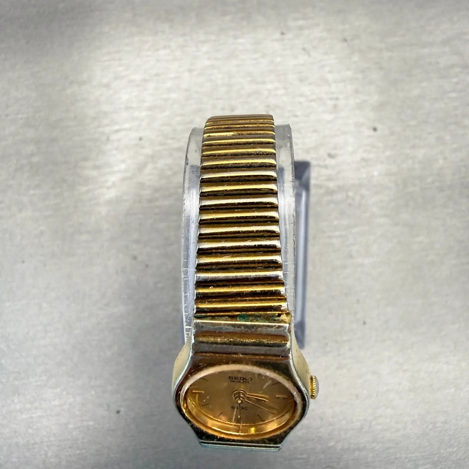 Seiko SX Watch Women 18mm Gold Dial Gold Tone Round 2Y01-0A70 New Battery VTG4