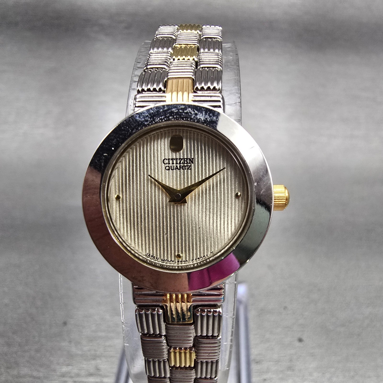 Citizen Watch Women 21mm Champagne Dial Silver Tone Round 5920-K15095 New Batt0