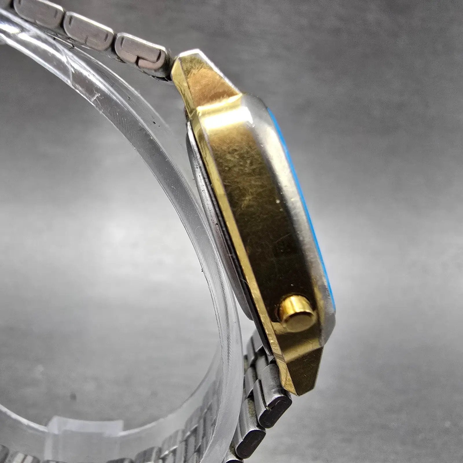 Casio LA670W Watch Women 25mm Blue Dial Gold Digital Alarm Chronograph NewBat3