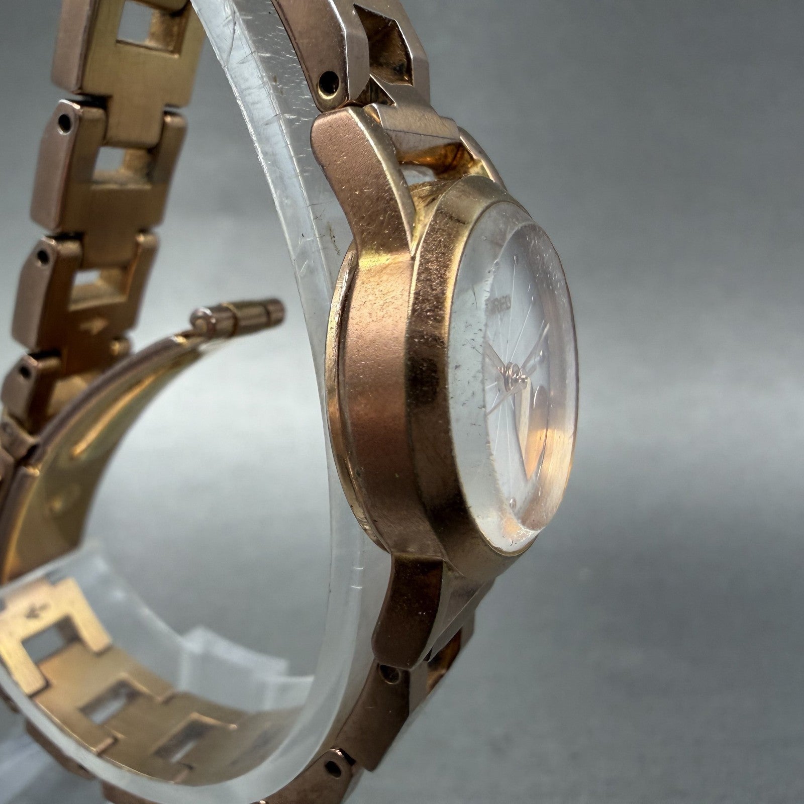Seiko Wired Watch Women 21mm White Dial Rose Gold Tone Round 1N010KK0 New Batt3