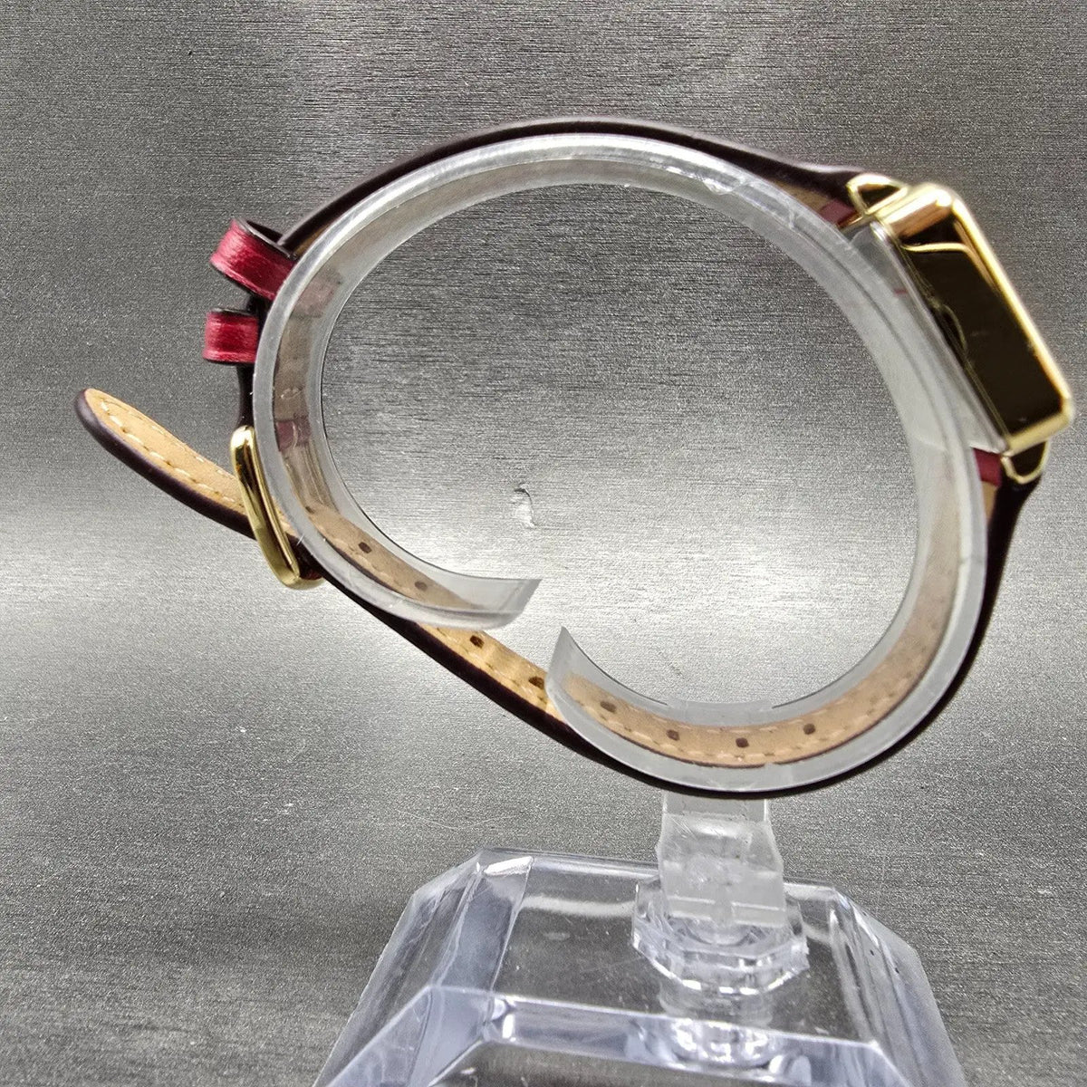 Coach Watch Women 22mm Red Dial Gold Tone Square 14504226 Leather New Battery8