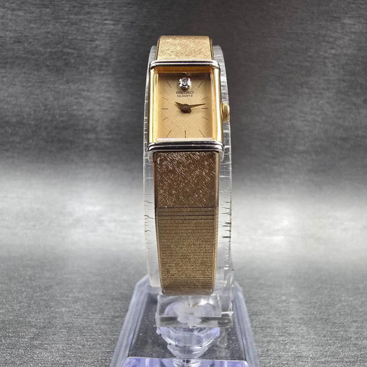 Seiko Tank Watch Women 12mm Gold Dial Gold Tone Rectangle 2E20-5409 New Battery5