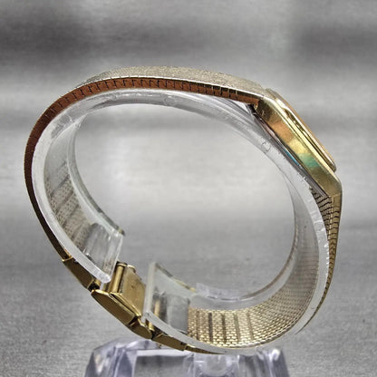 Seiko Watch Women 20mm Champagne Dial Gold Tone Rectangle 1400-5259 New Battery8