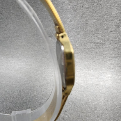 Seiko Watch Women 18mm Champagne dial Gold Tone Rectangle 2c205029 New Battery3