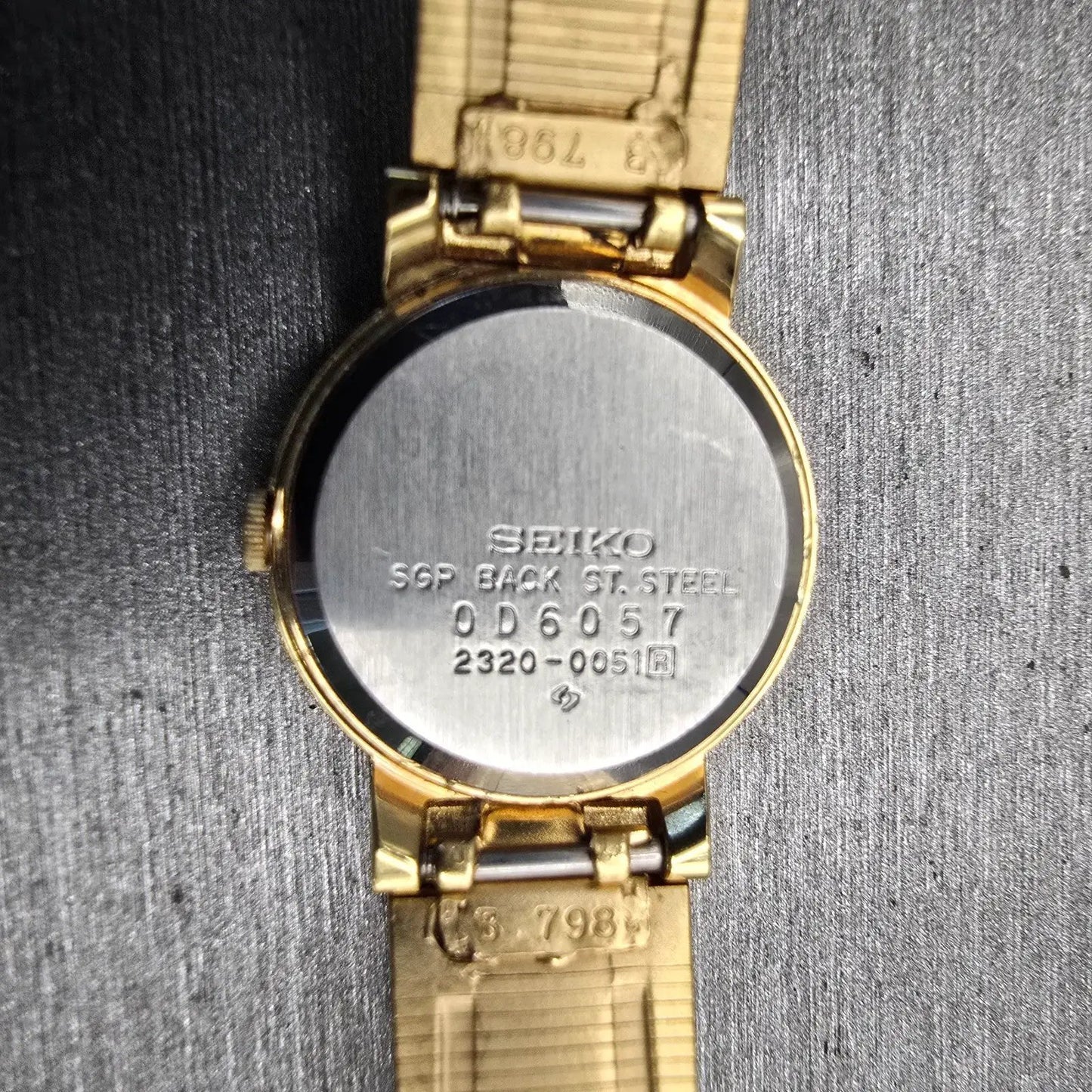Seiko Watch Women 21mm Gold Dial Gold Tone Round 2320-0051 New Battery Vintage10