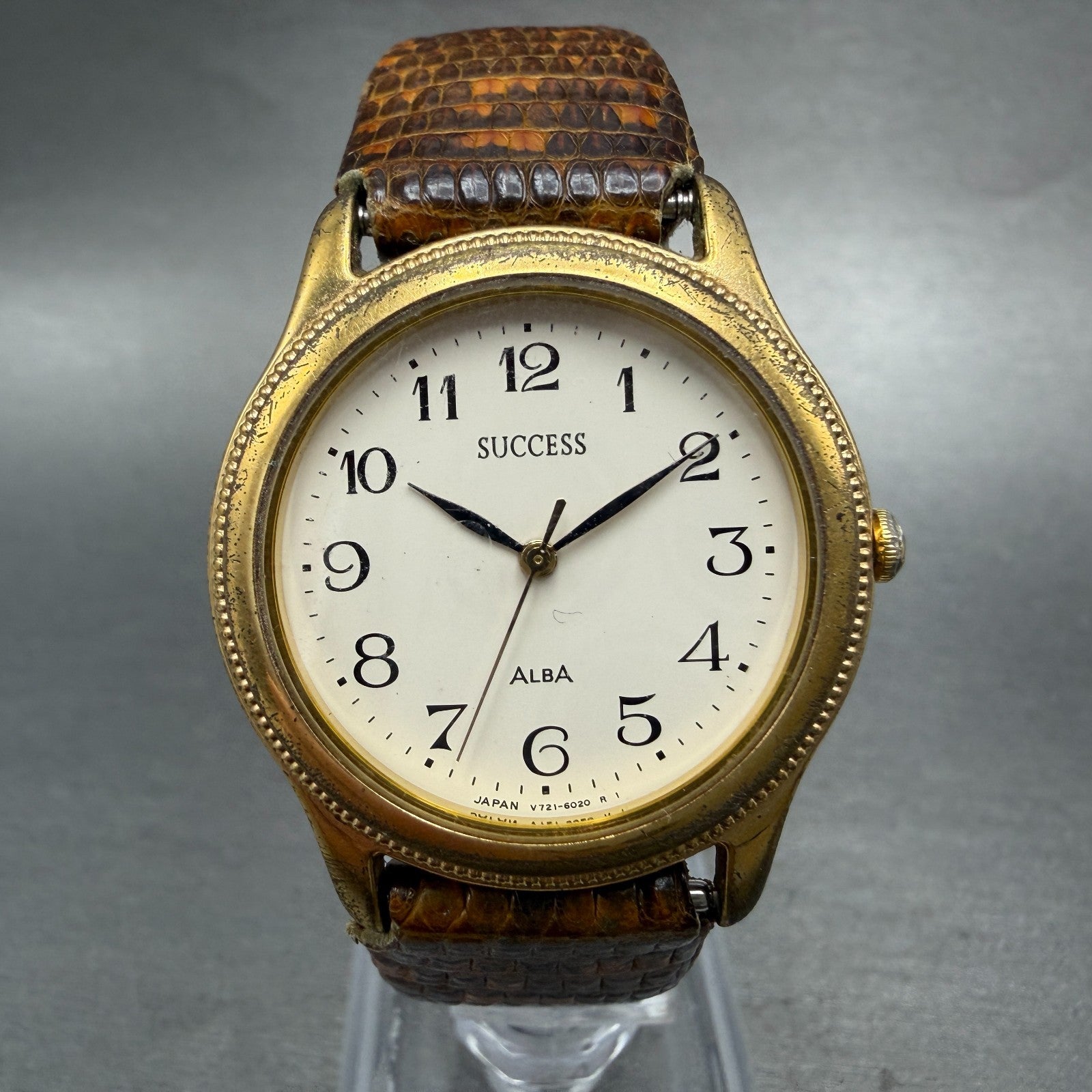 Seiko Alba Success Watch Men 31mm White Dial Gold Tone V721-6010 New Battery0