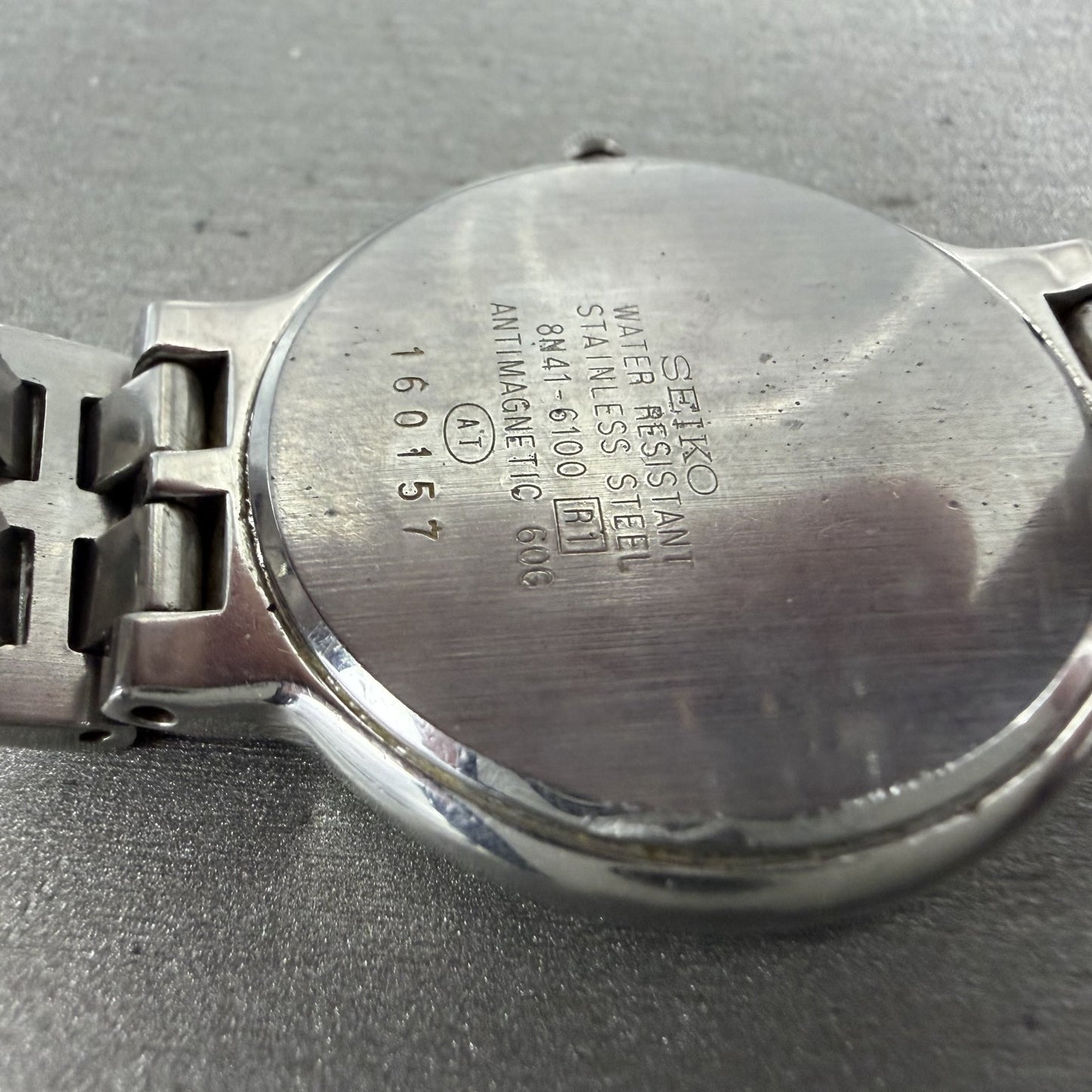 Seiko Dolce Watch Men 31mm White Dial Silver Tone Round 8n41-6100 New Battery11