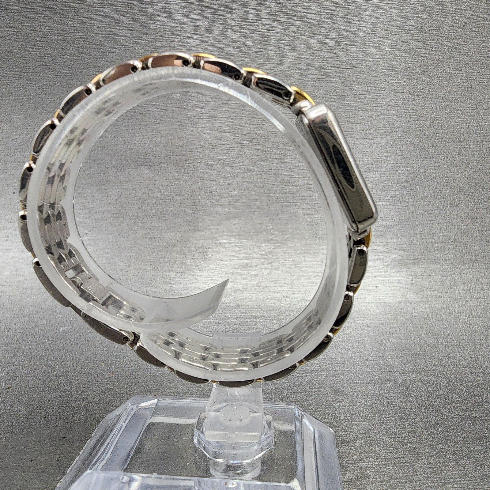 Seiko Tank Watch Women 17mm White Dial Two Tone Rectangle V4006179 New Battery8