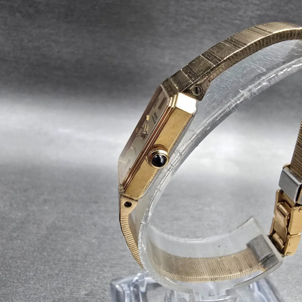 Seiko Lassale Watch Women 13mm Champagne Dial Gold Tone 1320-5609 New Battery2