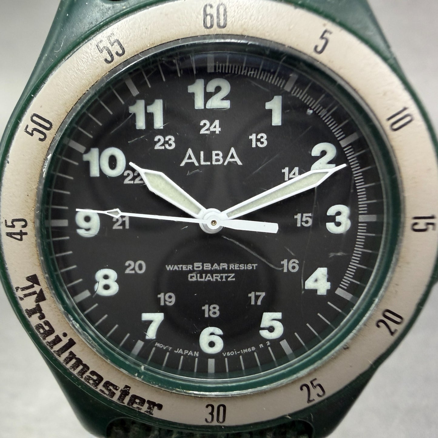 Seiko ALBA Watch Unisex 36mm Black Dial Green Tone Round V501-6L90 New Battery1