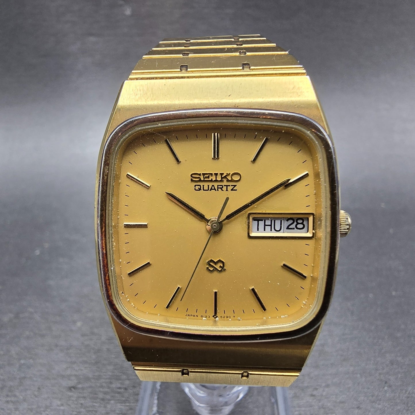 Seiko SQ Watch Men 32mm Champagne Dial Gold Tone Daydate 8123-5259 PARTS Vintage0