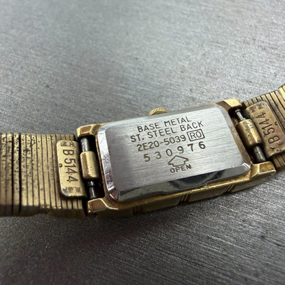 Seiko Tank Watch Women 13mm Champagne Dial Gold Tone 2E20-5039 New Battery VTG9