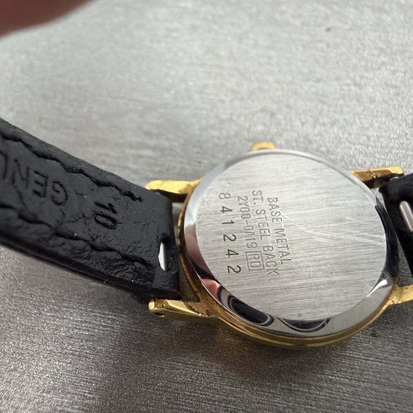Seiko Watch Women 20mm Black Dial Gold Tone Round 2y00-0A19 New Battery VTG 56H9