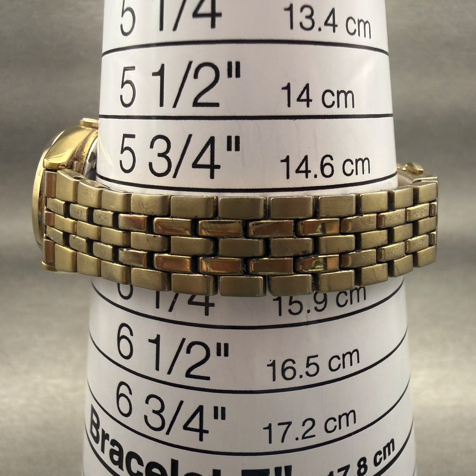 Seiko Watch Women 24mm White Dial Gold Tone Daydate Round 7N83-0011 New Battery7