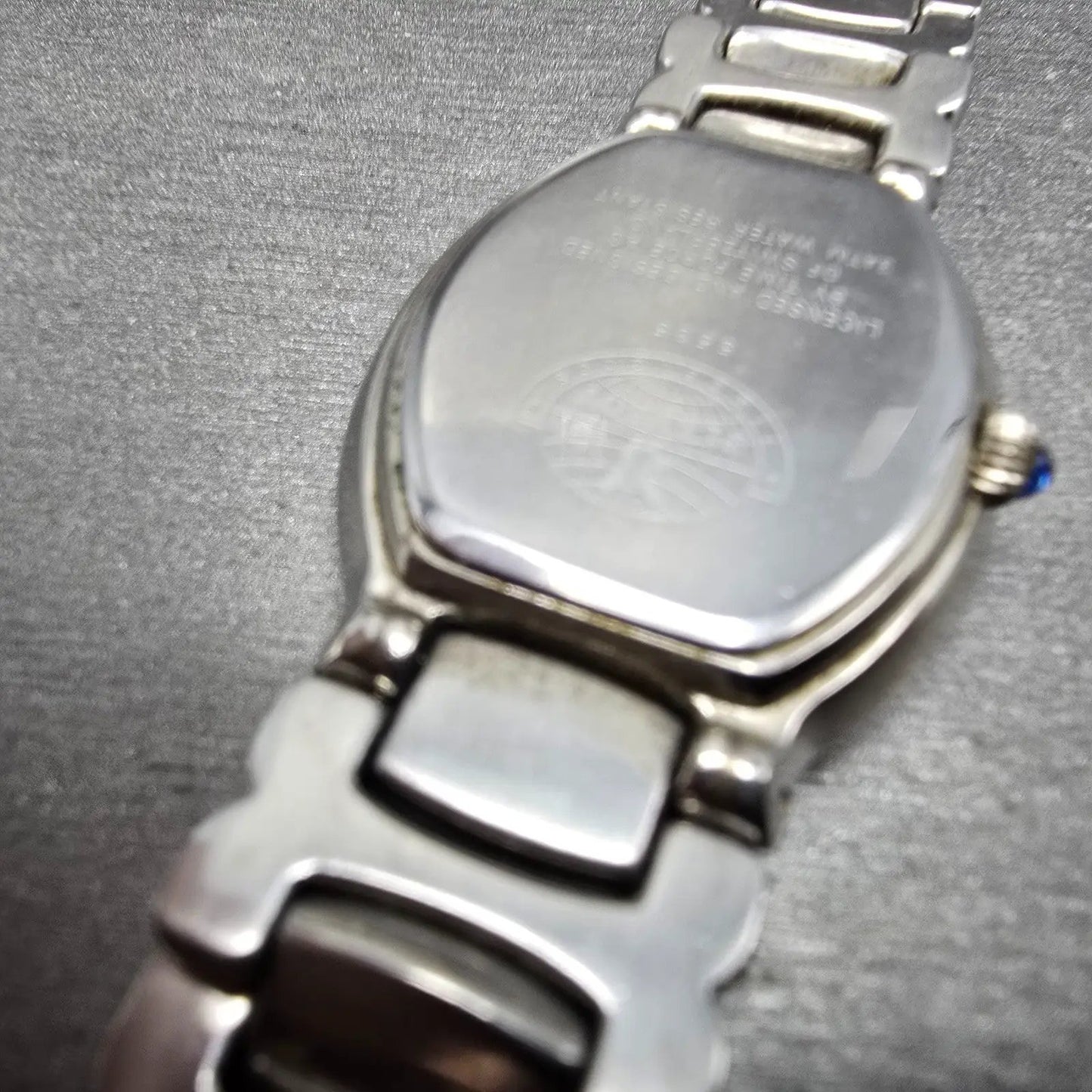 Playboy Watch Men 29mm White Dial Silver Tone Oval New battery MISSING CLASP!!!14