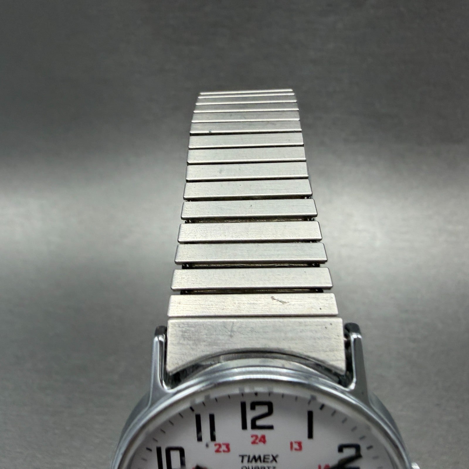 Timex Easy Reader Watch Men 33mm White Dial Silver Tone Round Daydate New Batt4