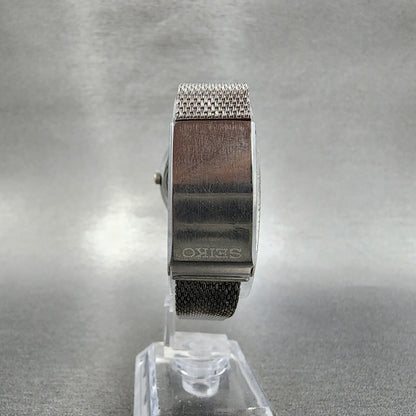 Seiko Automatic Watch Women 28mm Silver Dial Silver Tone Date 2205-0030 Runs
