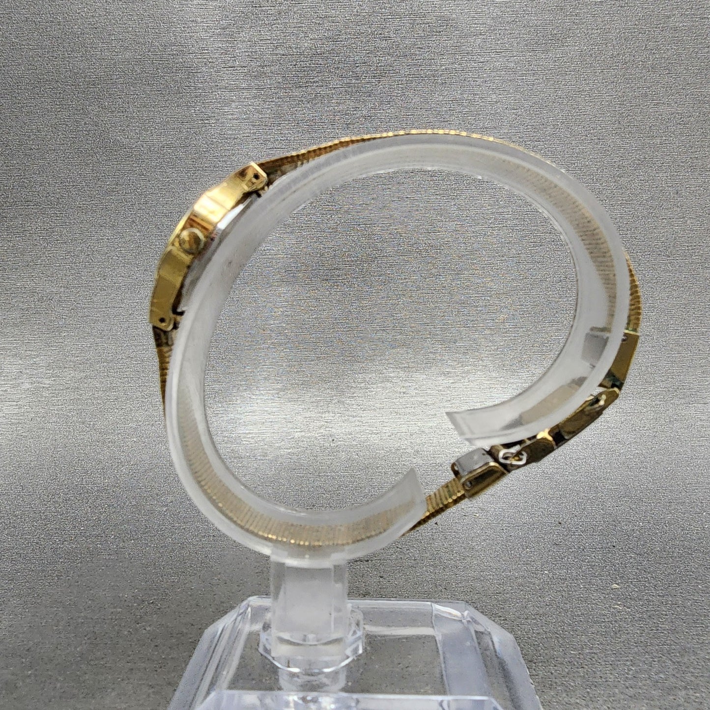 Seiko Watch Women 20mm Cream Dial Gold Tone Oval 23205439 New Battery6