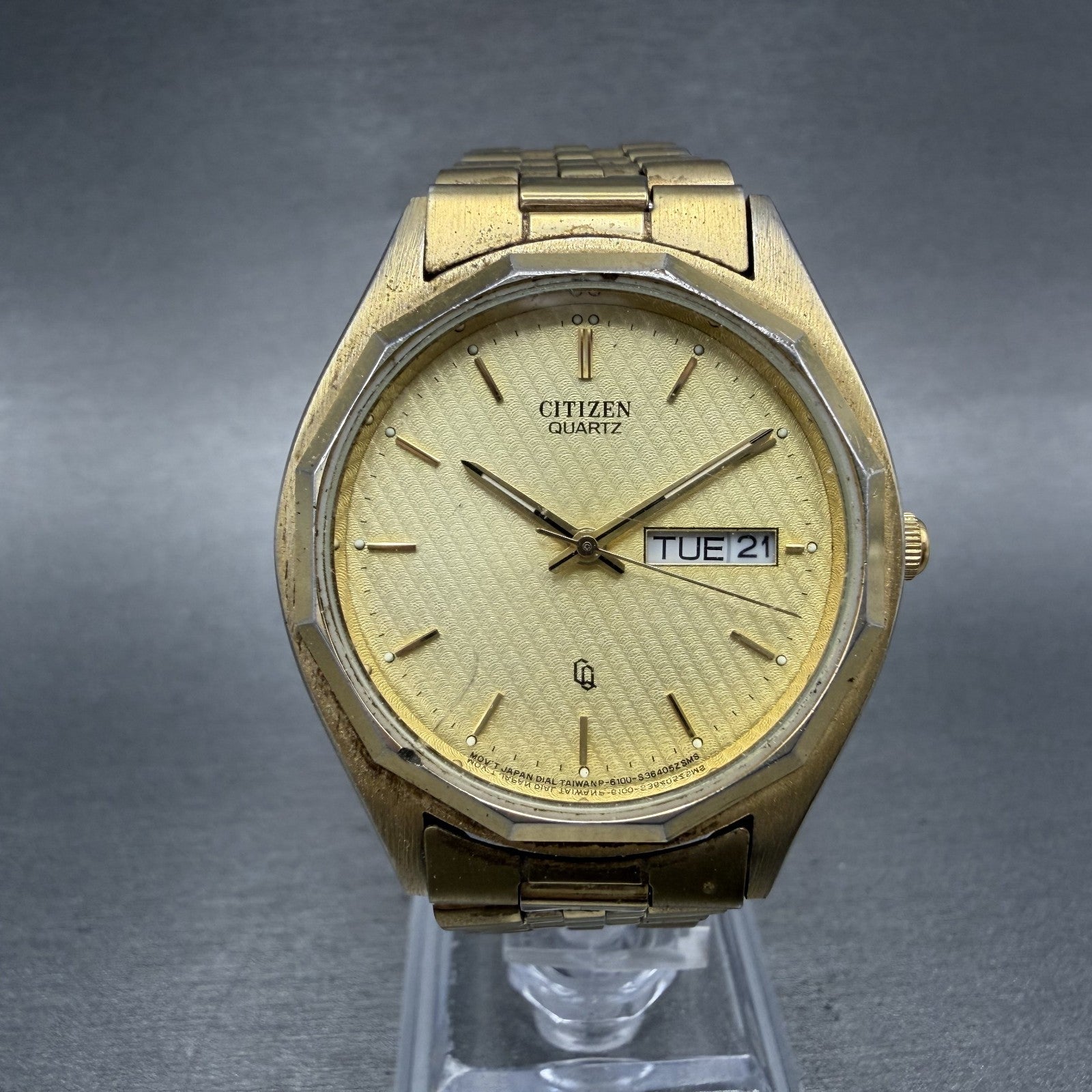 Citizen Watch Men 35mm Gold Tone Gold Tone Daydate 6100S16725 New Battery0