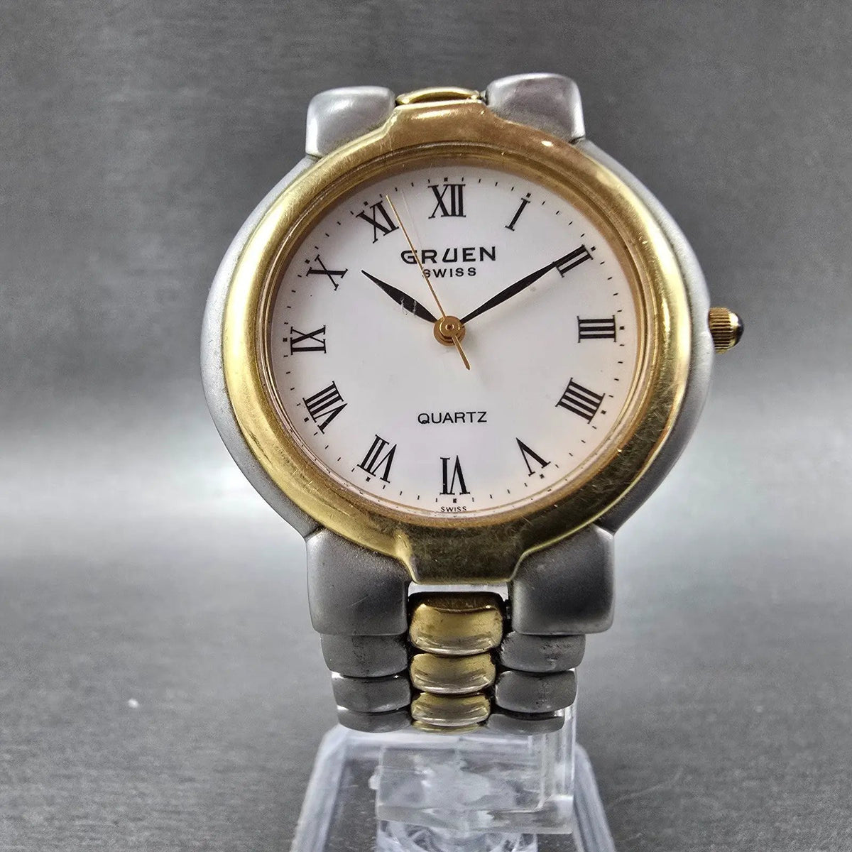 Gruen Watch Unisex 32mm White Dial Two Tone Round 275-561.101 New Battery5