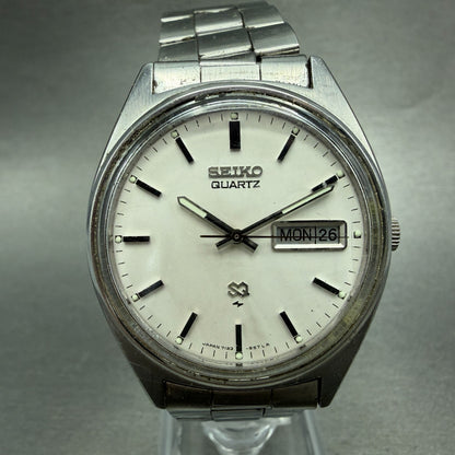 Seiko SQ Watch Men 35mm White Dial Silver Tone Daydate Round 7123-8429 New Batt0