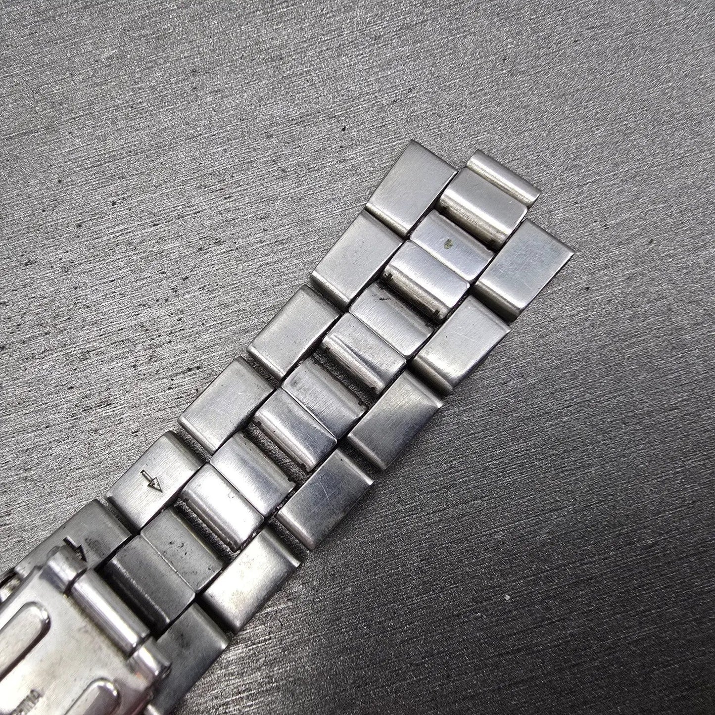 Seiko Bracelet For V742-8119 18mm Stainless Steel Two Tone 4916ZI Vintage9