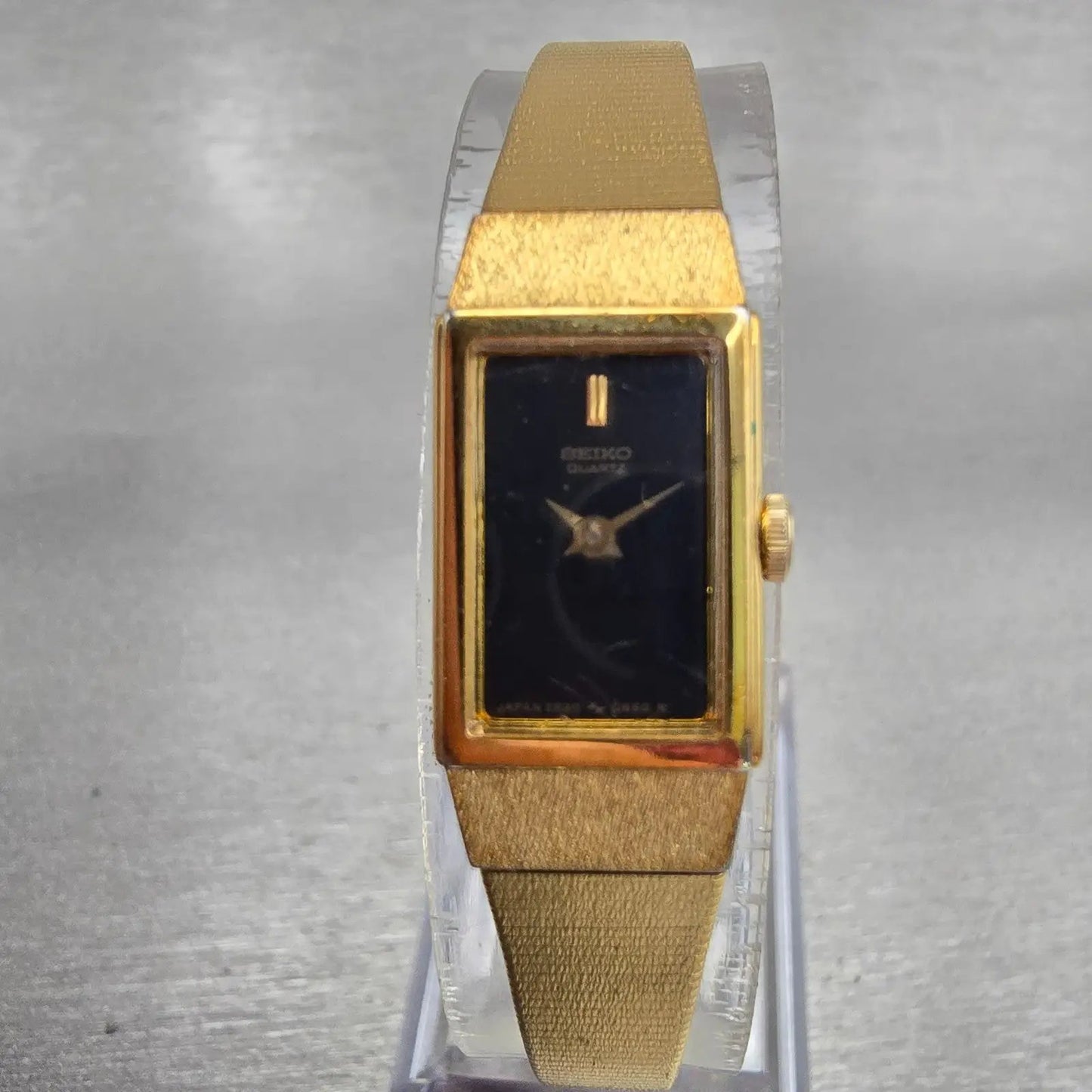 Seiko Watch Women 12mm Black Dial Gold Tone Rectangle 2E20-5490 New Battery VTG0