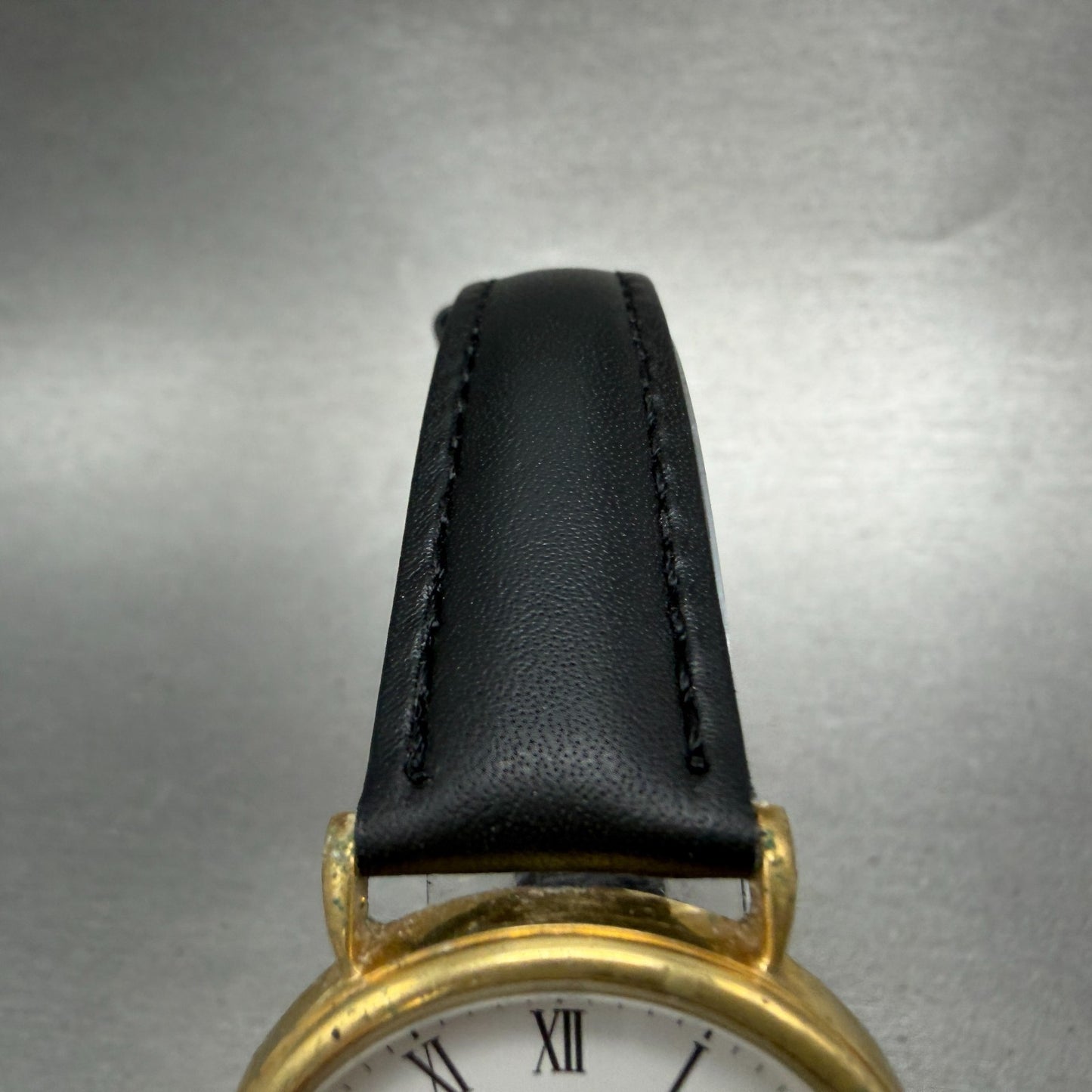 Seiko Alba Watch Men 31mm White Dial Gold Tone Round V515-6540 New Battery VTG4
