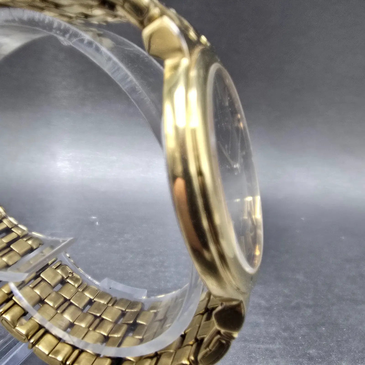 Seiko Watch Men 35mm Black Dial Gold Tone Round Bracelet VTG 7N00-7A70 PARTS4