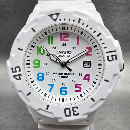 Casio Diver Watch Women 33mm White Dial White Tone Date Round LRW-200H New Batt1