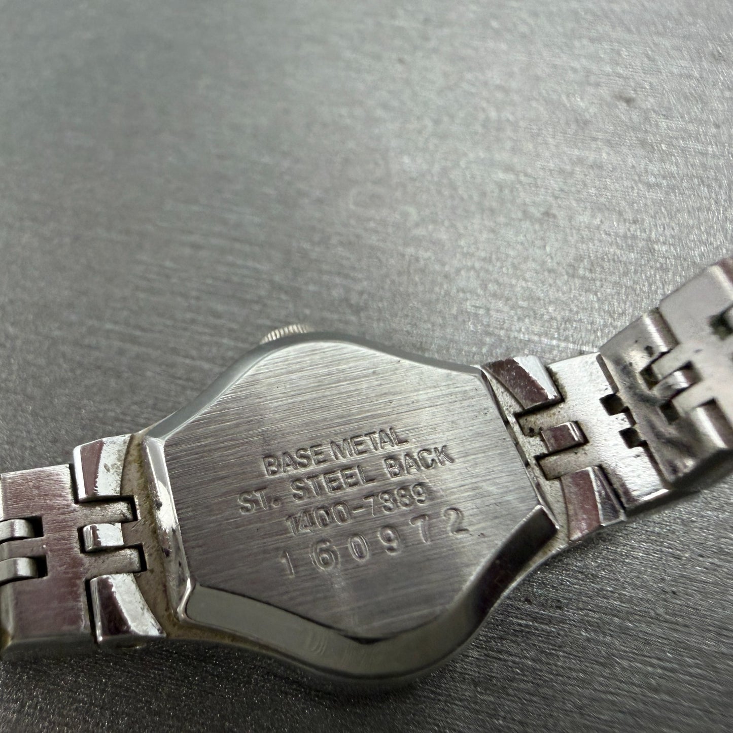 Seiko Watch Women 17mm Silver Dial Silver Tone Oval 1400-7389 New Battery VTG G59