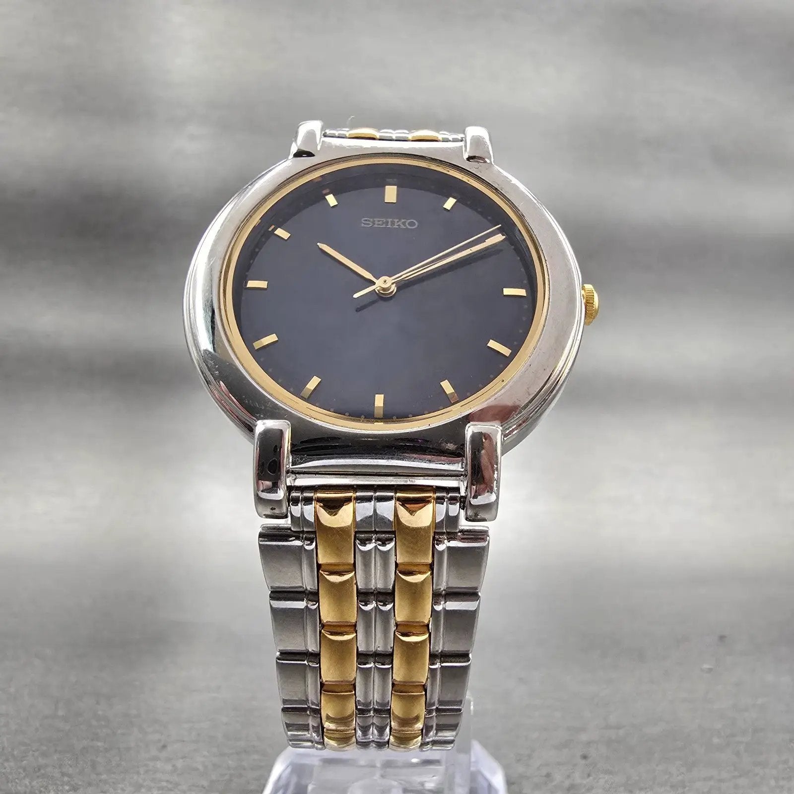 Seiko Watch Men 34mm Blue Dial Two Tone Round V701-1771 New Battery Vintage5