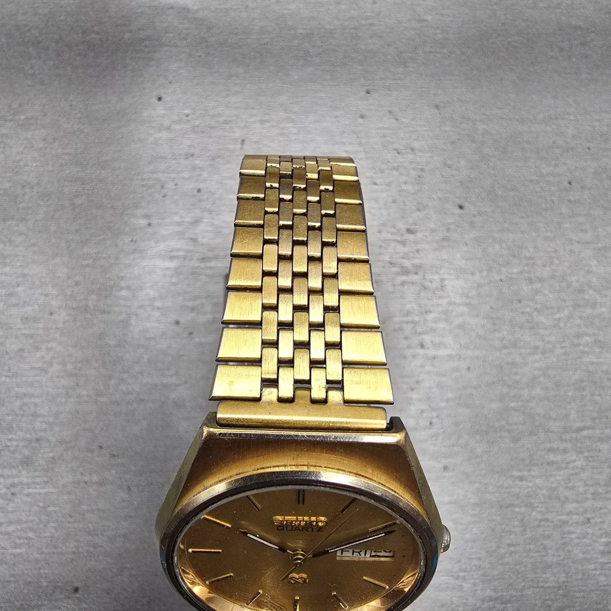 Seiko SQ Watch Men 34mm Gold Dial Gold Tone Daydate Round 8123-7249 New Batteryj4