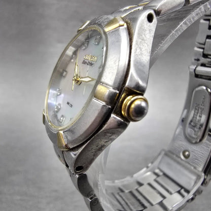 Citizen Eco-Drive Watch Women 26mm MOP Dial Two Tone Date E011-S064881 Runs HJ2