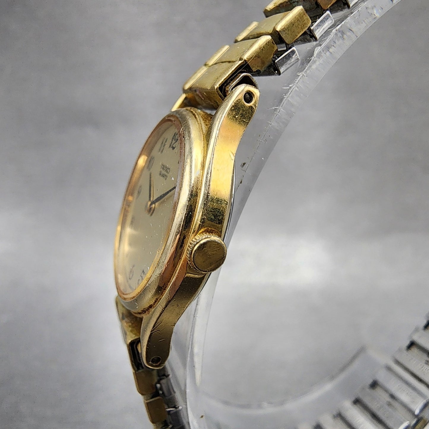Seiko Watch Women 21mm Gold Dial Gold Tone Round 2C200369 New Battery Vintage2