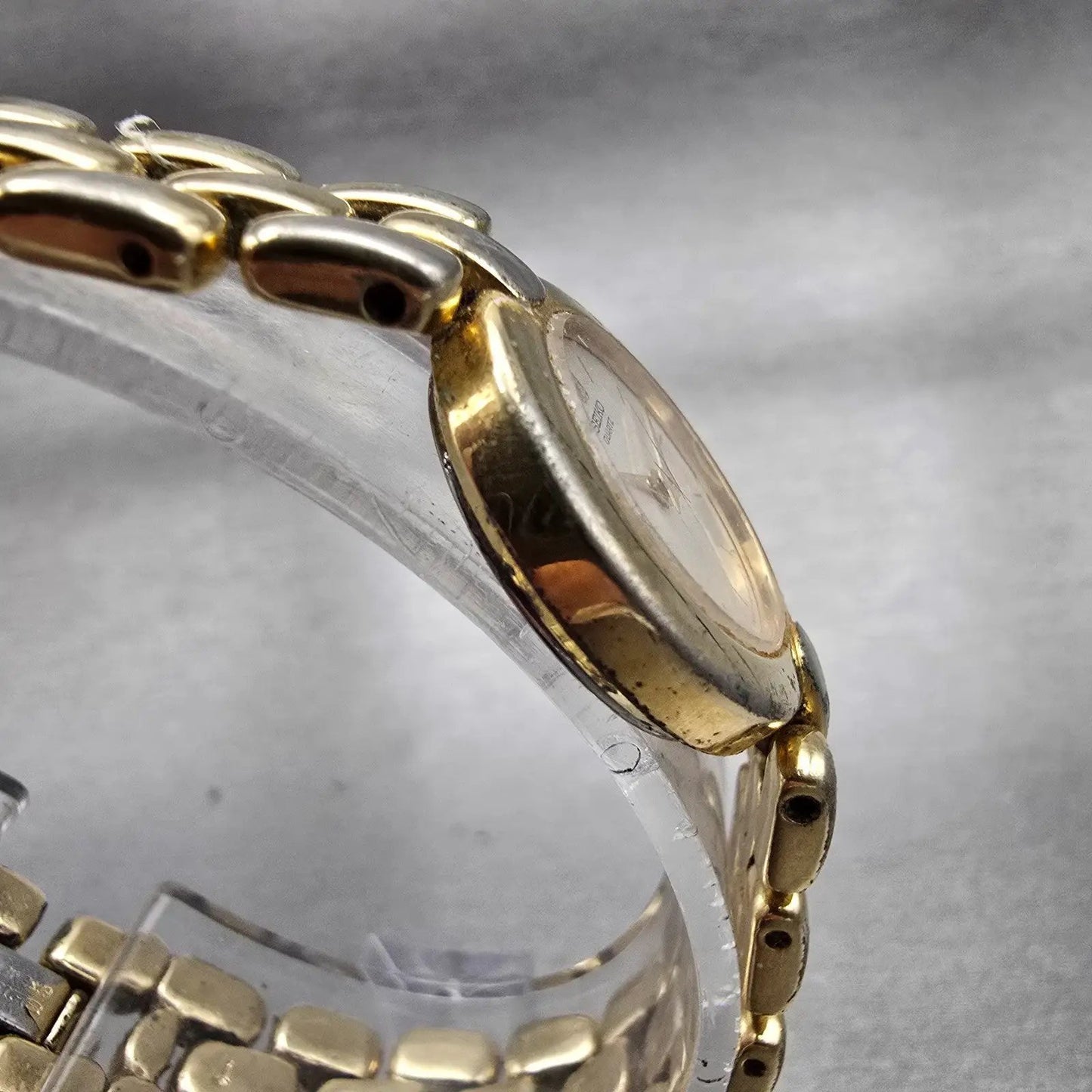 Seiko Watch Women 21mm MOP Dial Gold Tone Round 1N00-0D79 New Battery Vintage3
