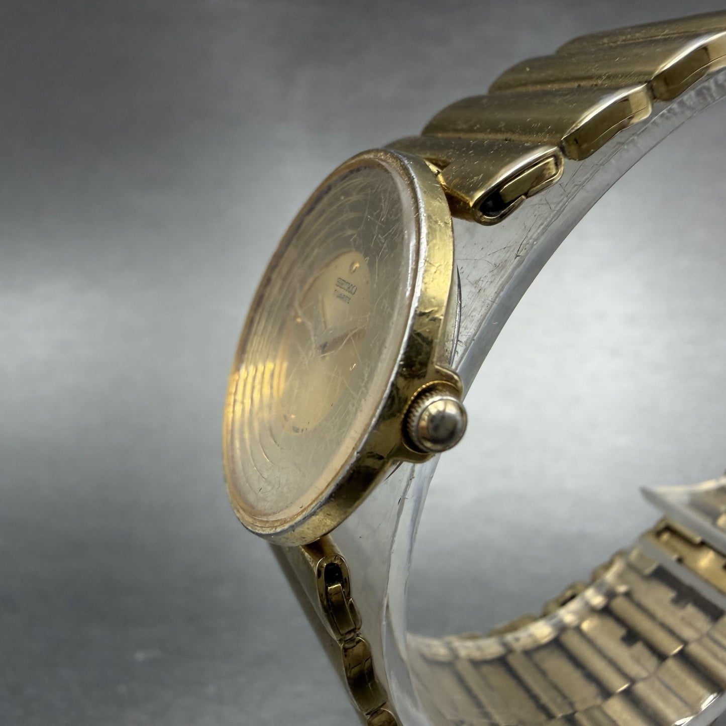 Seiko Watch Women 24mm Gold Dial Gold Tone Round Vintage 1N00-0B59 New Battery2