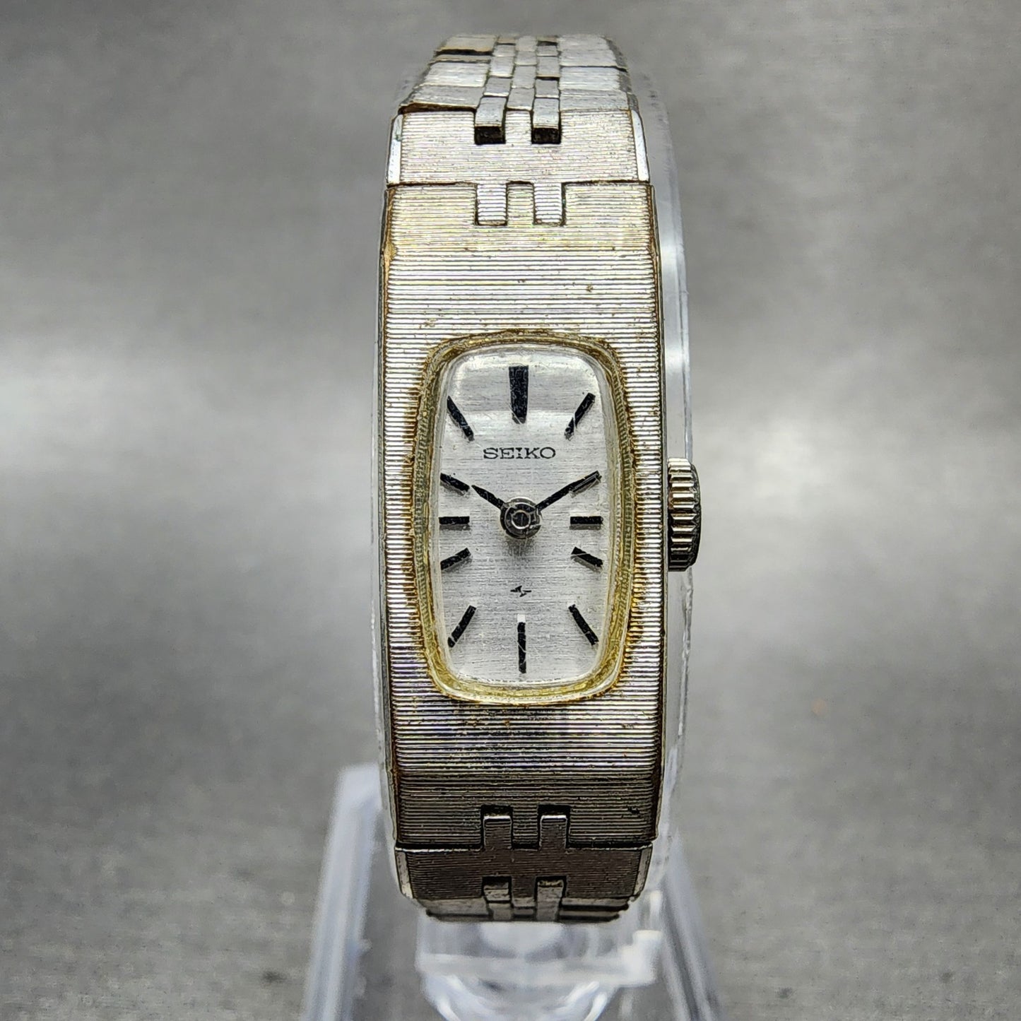 Seiko Tank Watch Women 12mm Silver Dial Silver Tone Rectangle Manual Wind Runs0
