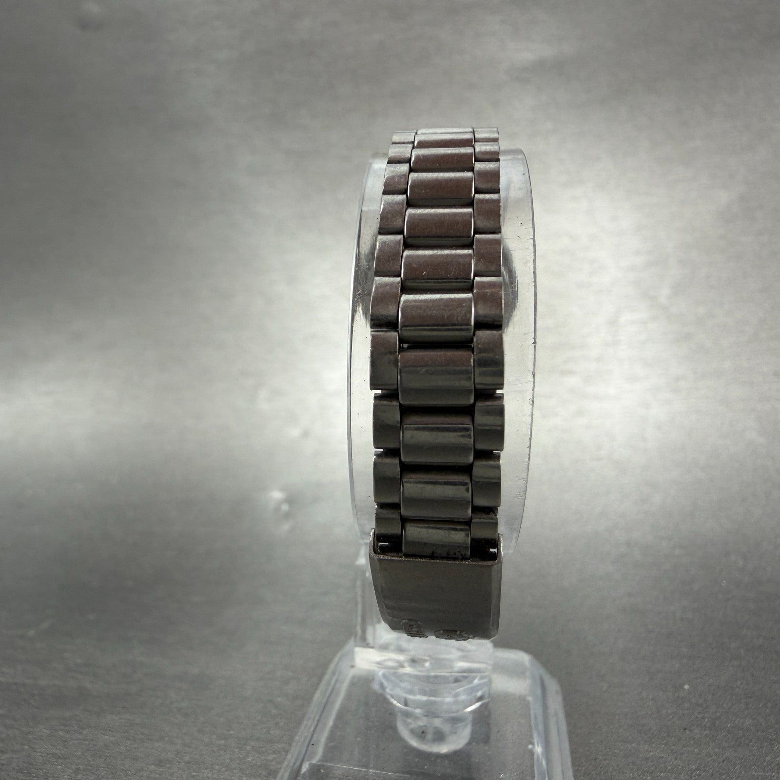 Seiko SQ Watch Women 24mm Silver Dial Silver Tone Daydate 3423-0099 NewBat HG57