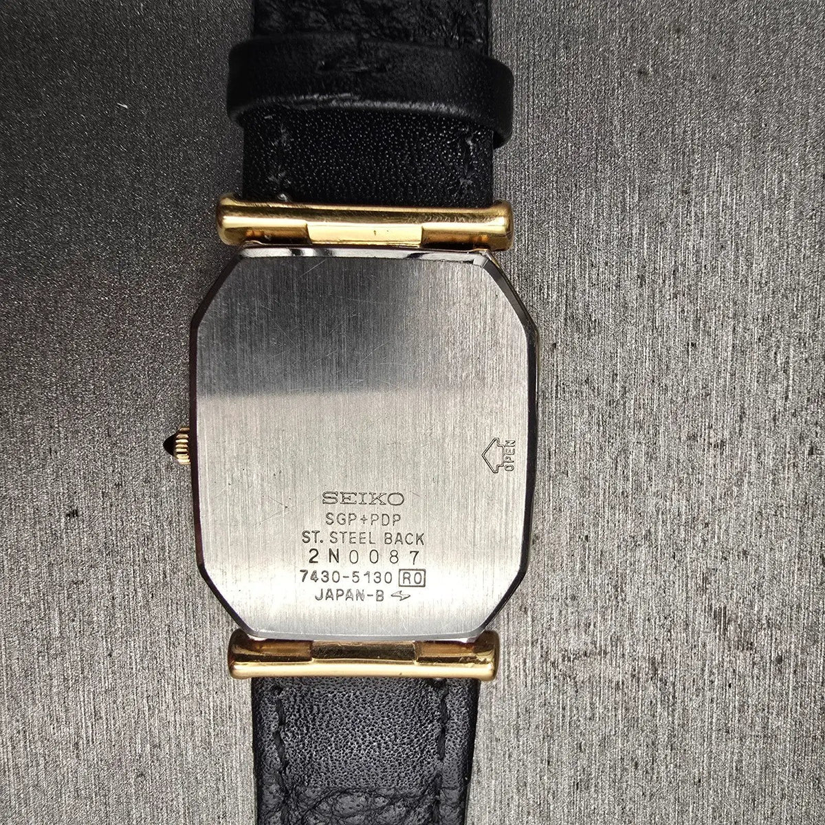 Seiko Watch Men 26mm White Dial Gold Tone Octagon 7430-5130 New Battery Dress10