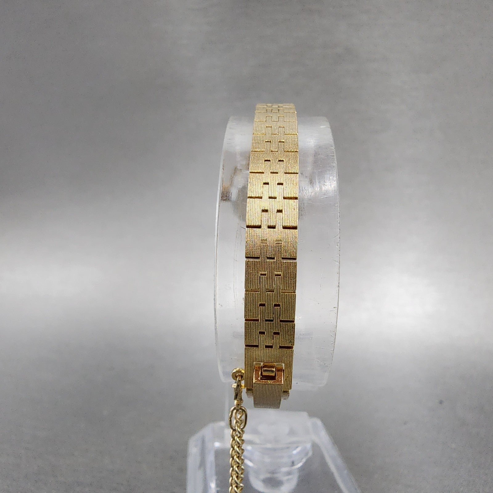 Citizen Special Watch Women 20mm White Dial Gold Plated Manual Wind Runs VTG7
