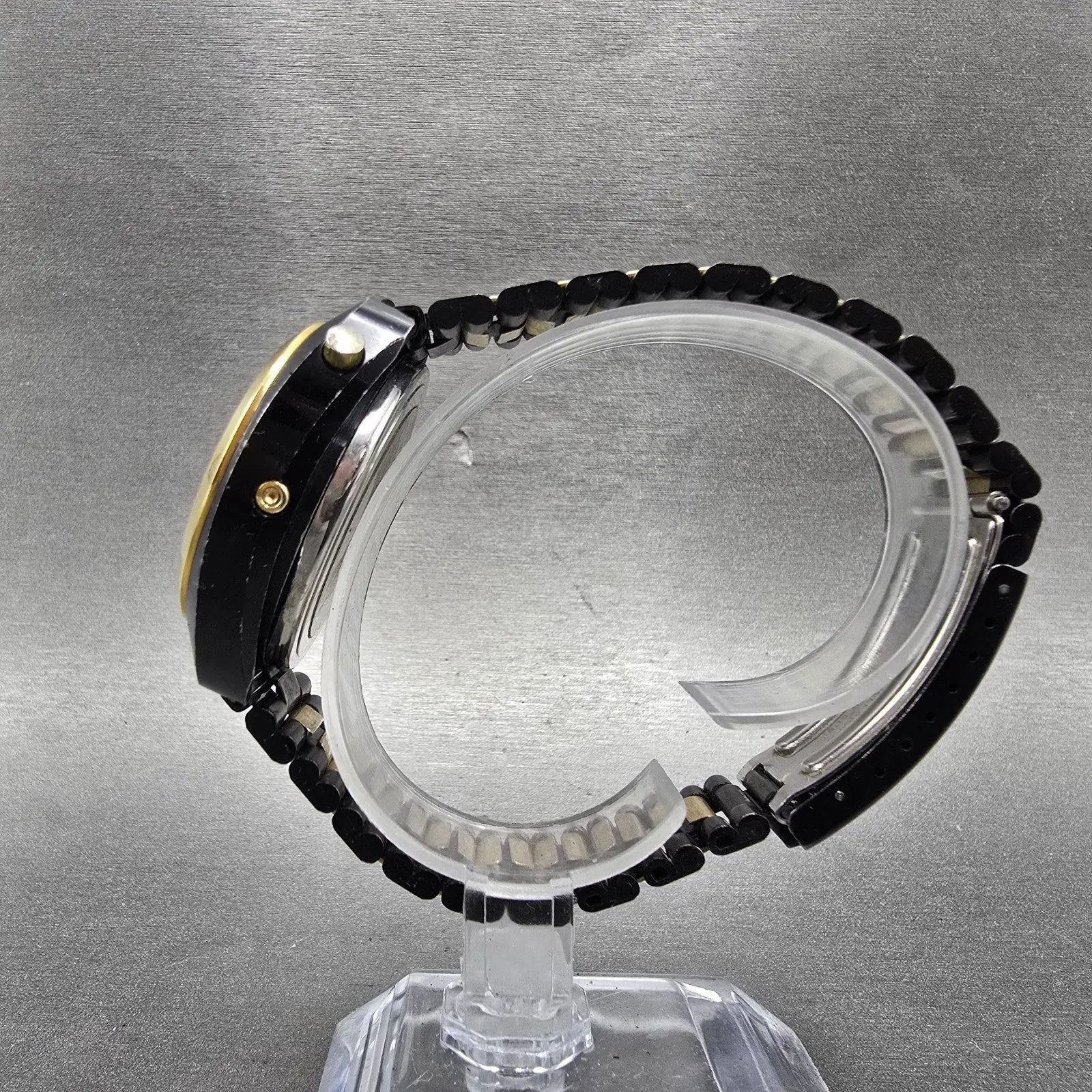 Gruen RED LED Watch Men 38mm Black Gold Tone Vintage PARTS7