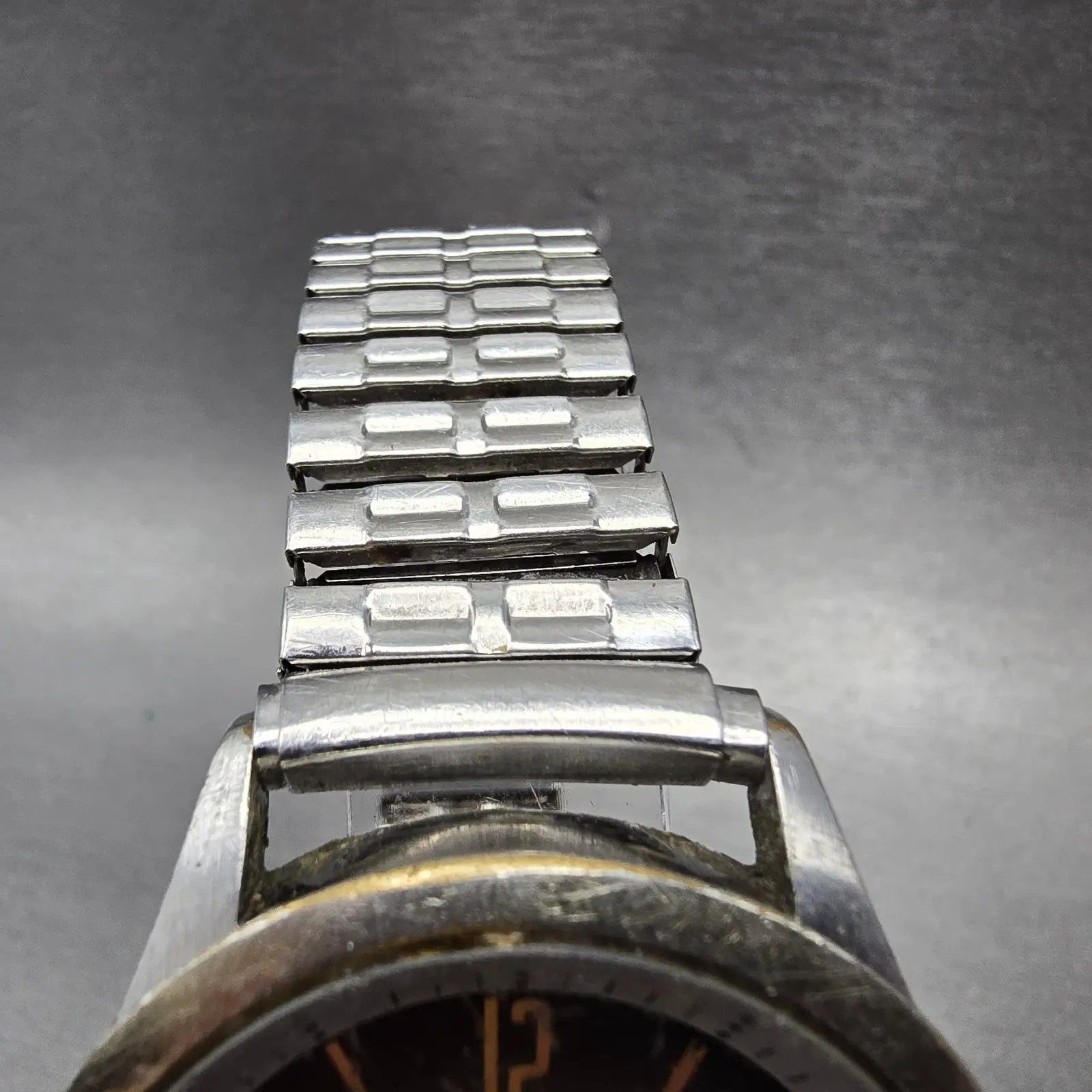 Timex Perpetual Calendar Watch Men 39 Gray Dial Two Tone Date Round New Batt4