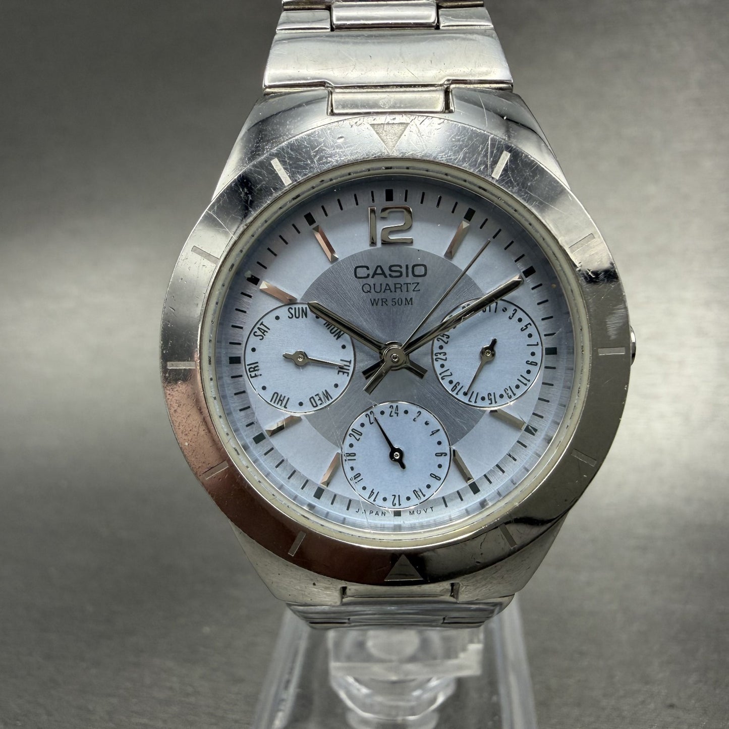 Casio Watch Women 31mm Blue Dial Silver Tone Daydate LTP-2069 New Battery0