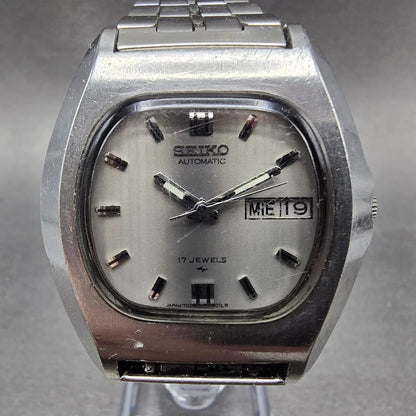 Seiko Automatic Watch Men 38mm Silver Dial Silver Tone Daydate 7009-5019 Runs0