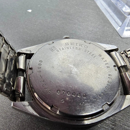 Seiko SQ Watch Men 33mm Silver Dial Silver Tone Date Round 5Y22-6000 PARTS10