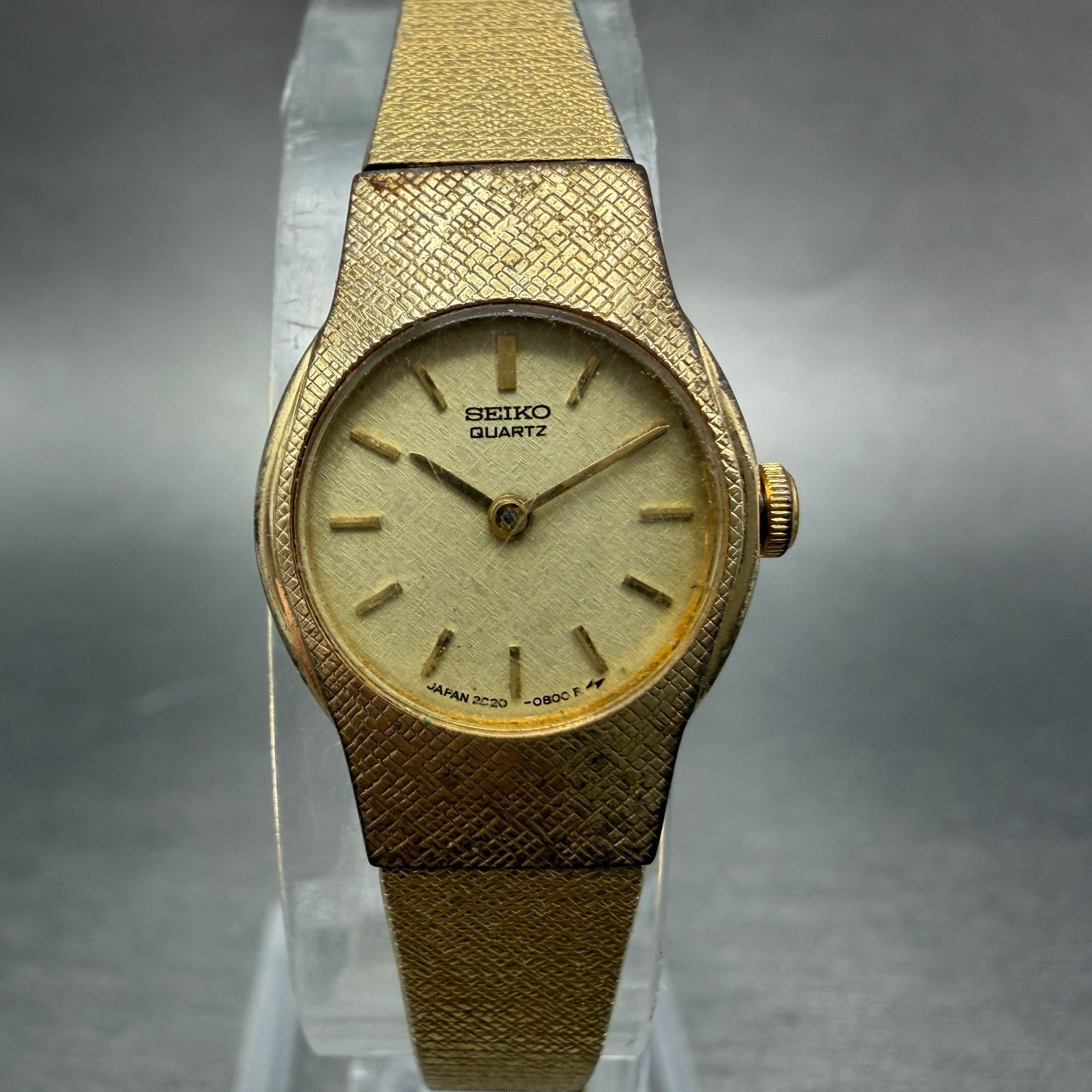 Seiko Watch Women 17mm Champagne DIla Gold Tone Round 2C20-0140 New Battery VTG0