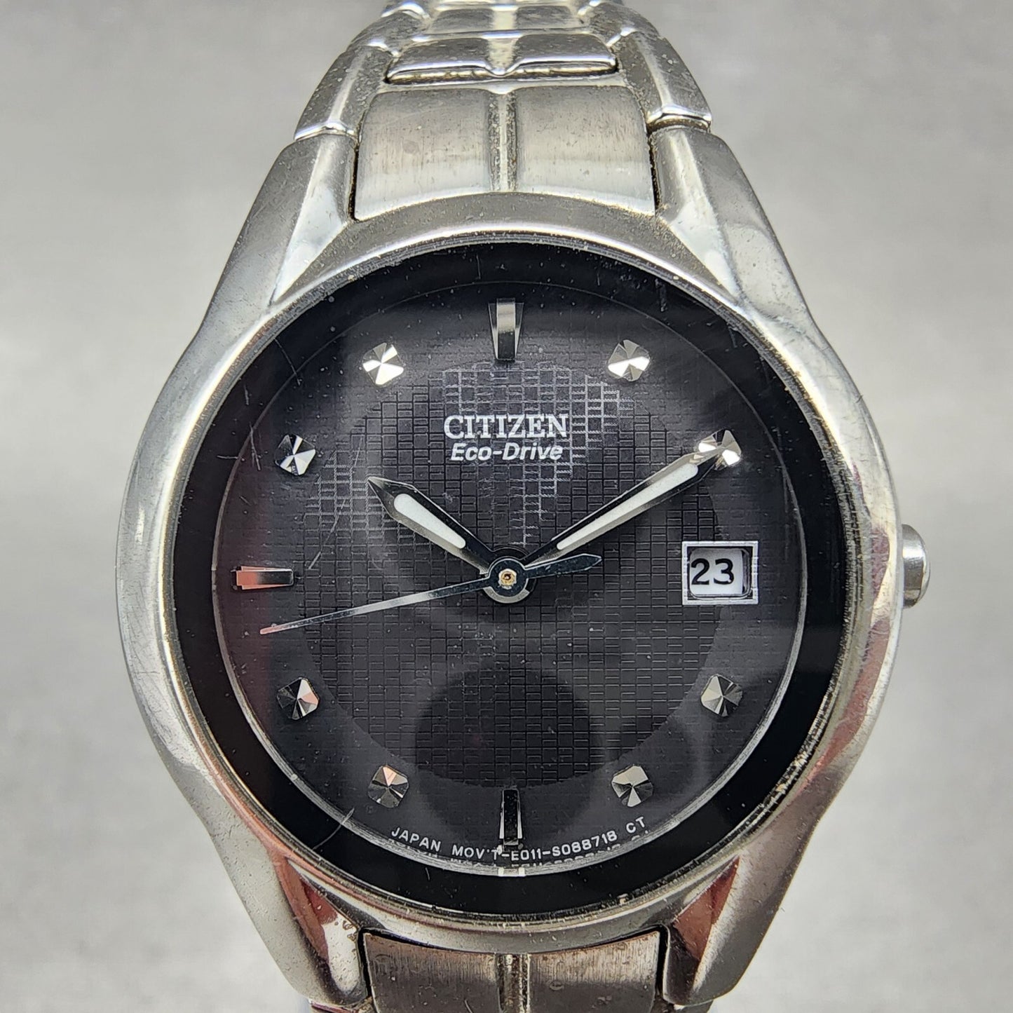 Citizen EcoDrive Watch Women 26mm Black Dial Steel Date Round E011S058503 Runs1