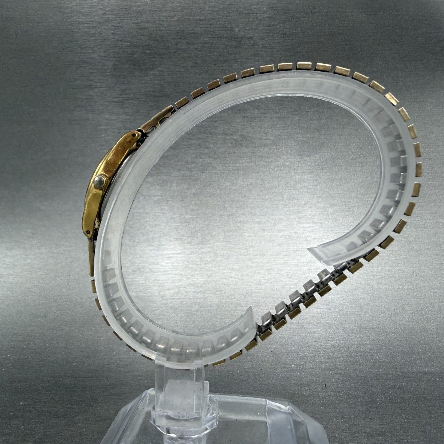 Seiko Watch Women 20mm Champagne Dial Gold Tone Round 1N01-0E19 New Battery6